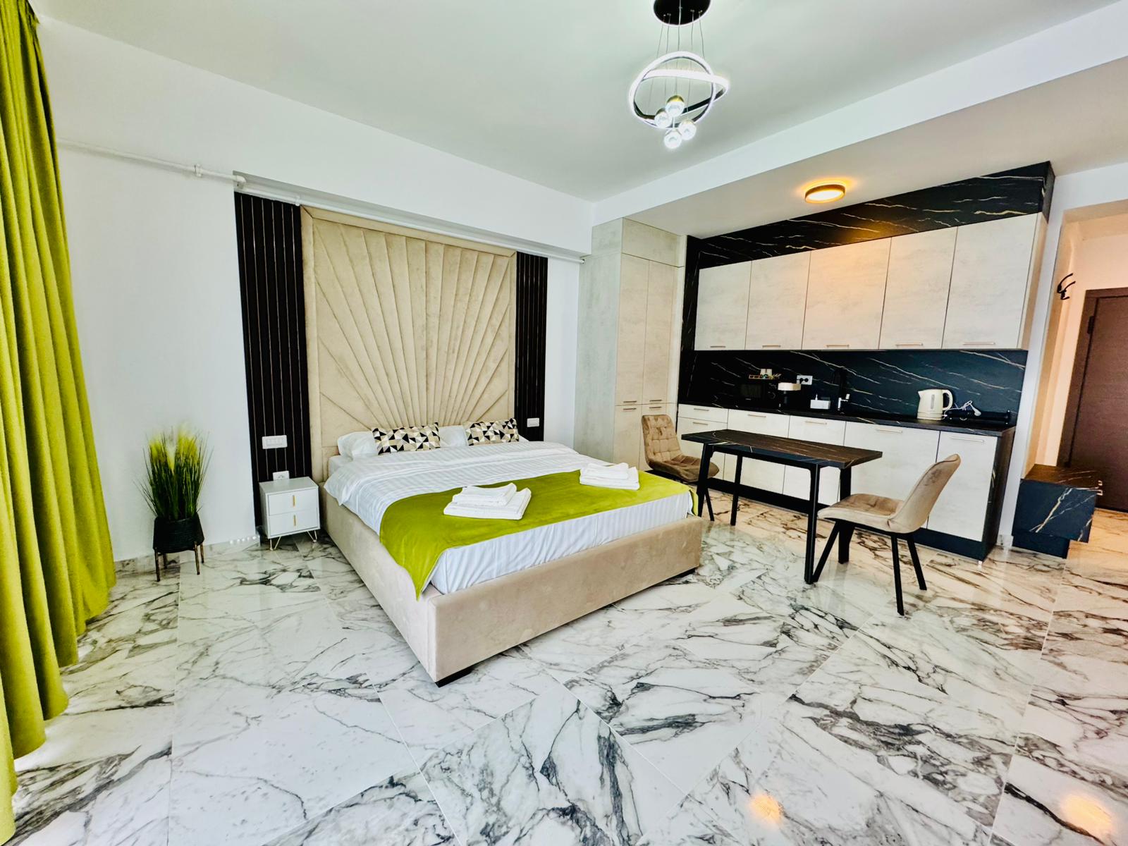 Sunshine 60D by Casa del Mar