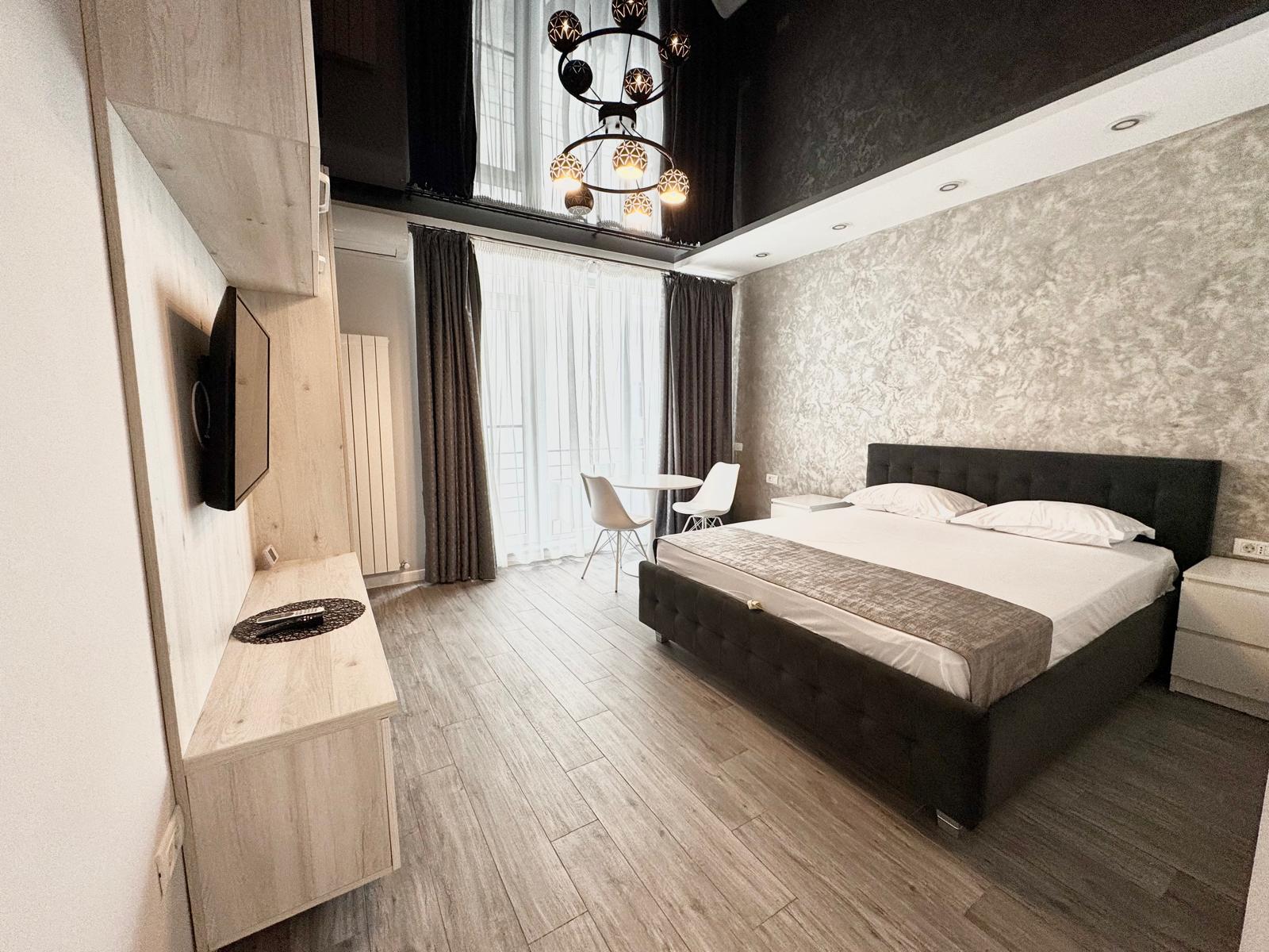 Almiro Residence Studio 24
